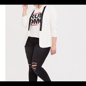 Plus Size Tuxedo Blazer w shoulder pads
